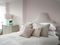 Modern bedroom decorated in muted neutral tones 