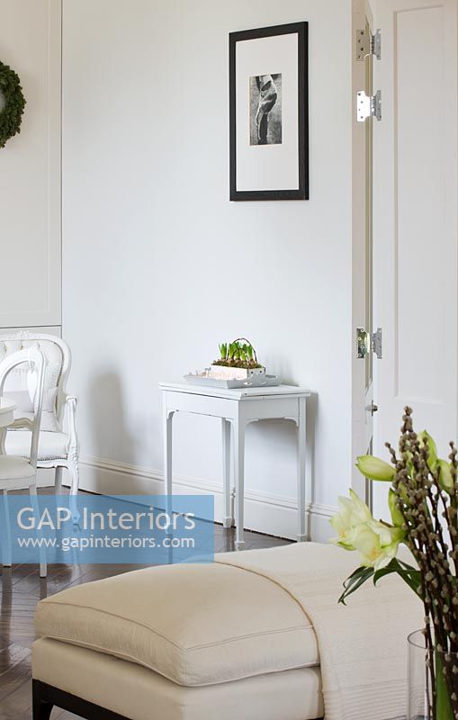 White dining room furniture